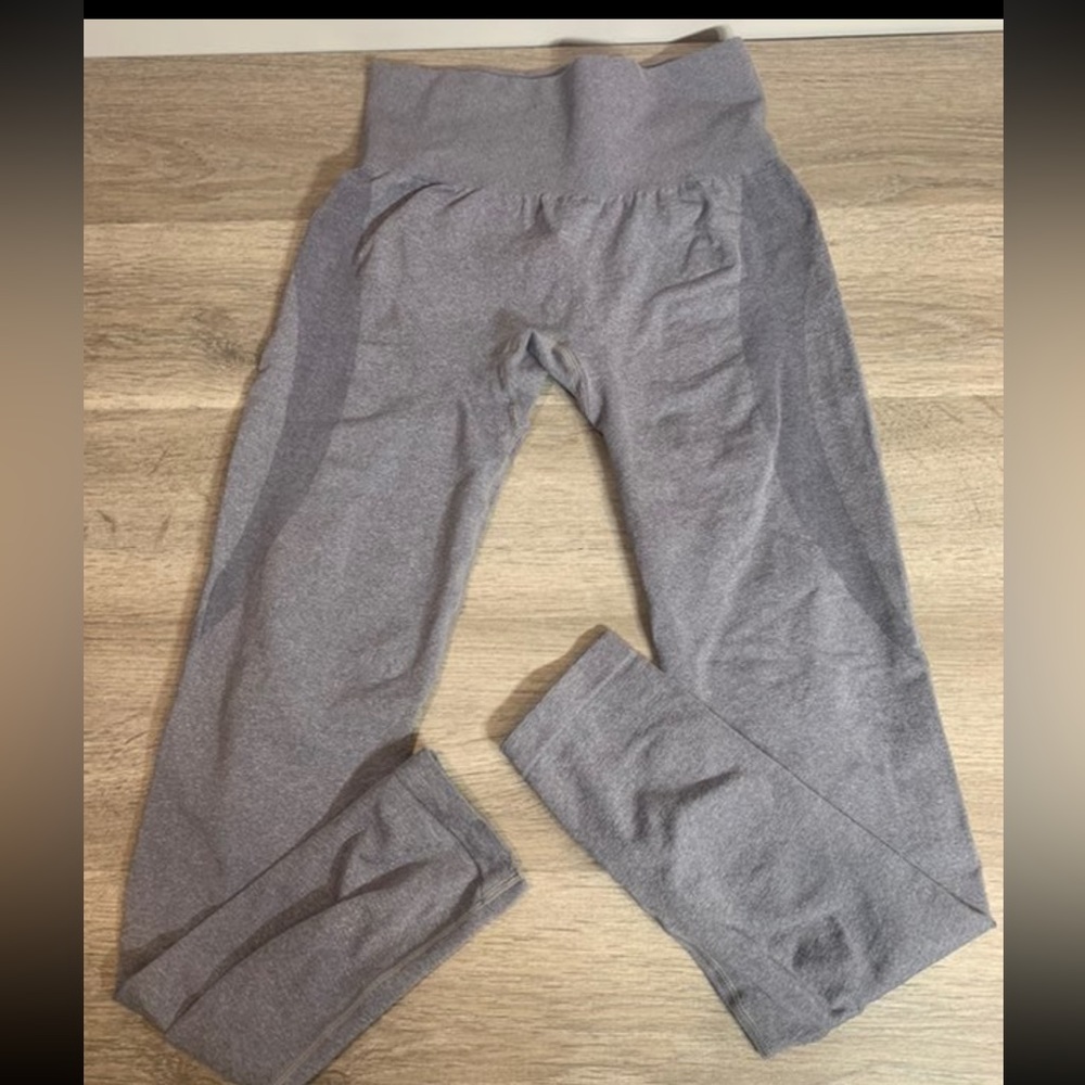NVGTN Leggings size S